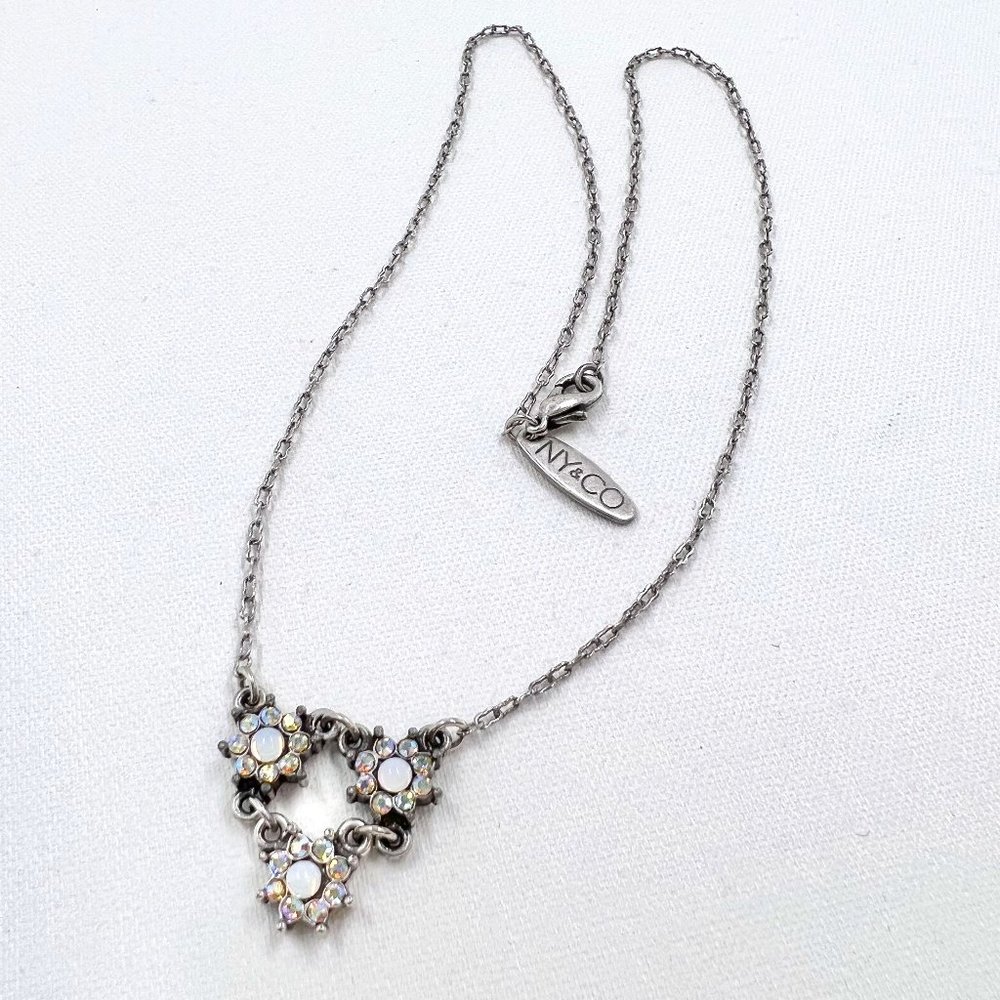 NWOT - NY & CO - Three Jeweled Flowers Antiqued Silver Tone 15” Chain Necklace